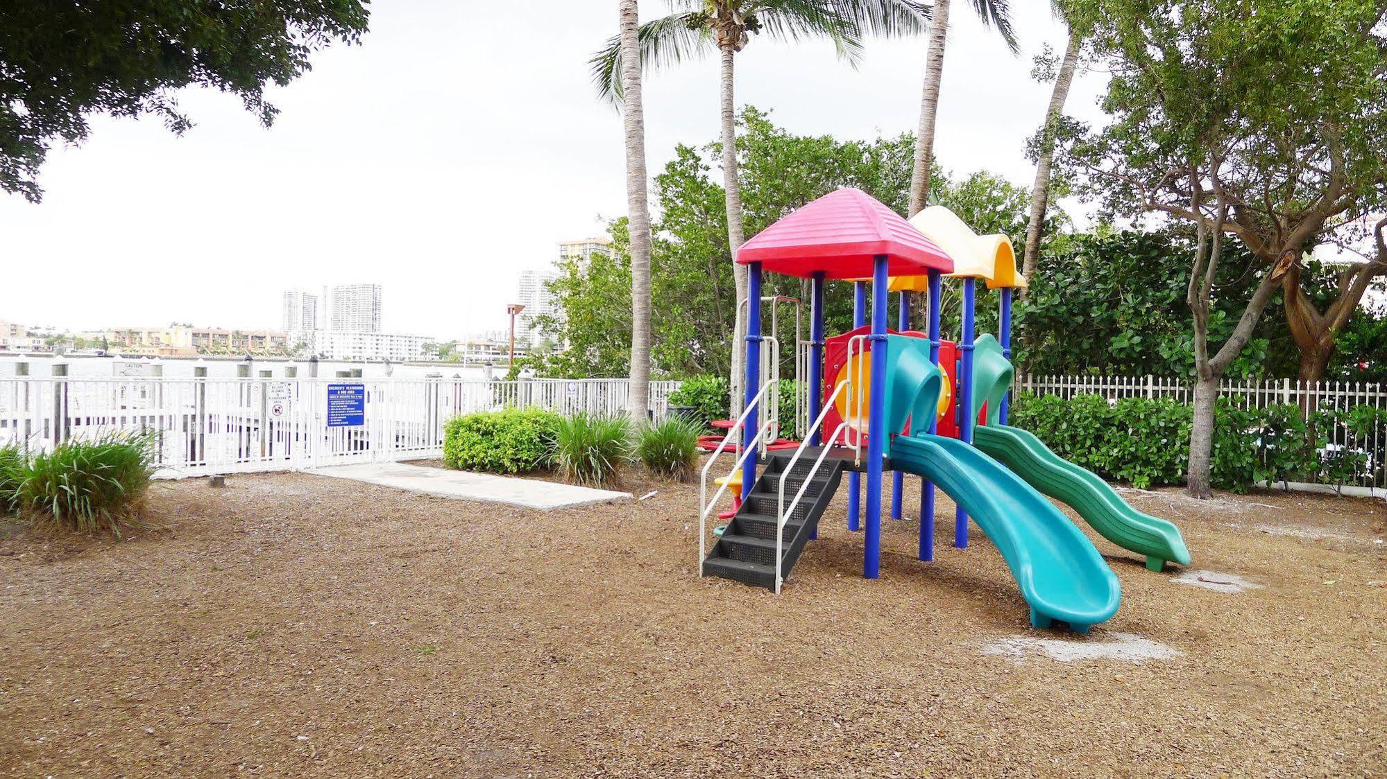 Miami Waterfront Apartments Sunny Isles Beach Exterior foto